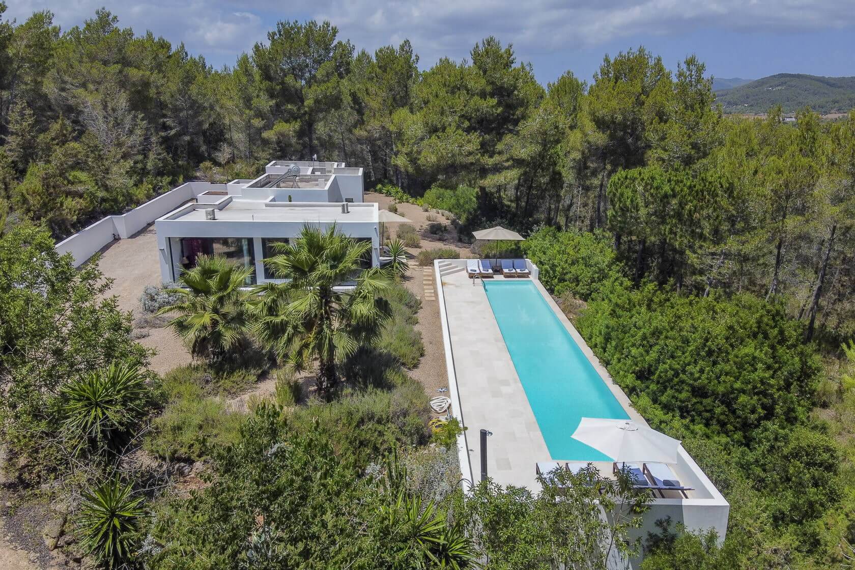 Can Secorrat- Stunning villa near Ibiza with a 20m pool 
